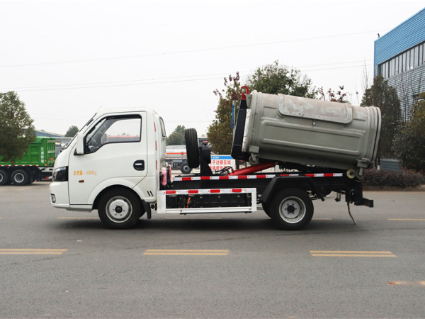 比亞迪T4純電動(dòng)勾臂垃圾車